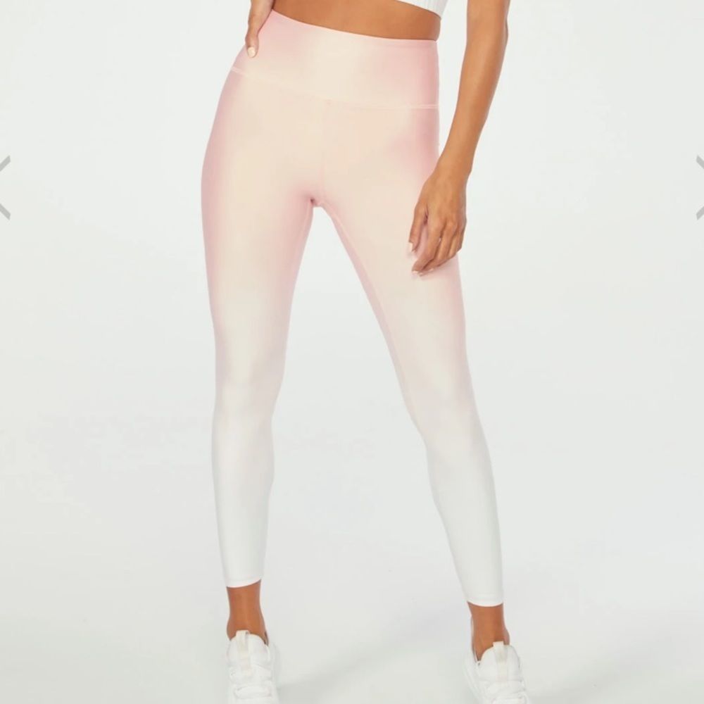 NEW Ellie Lotus Ombre Leggings
